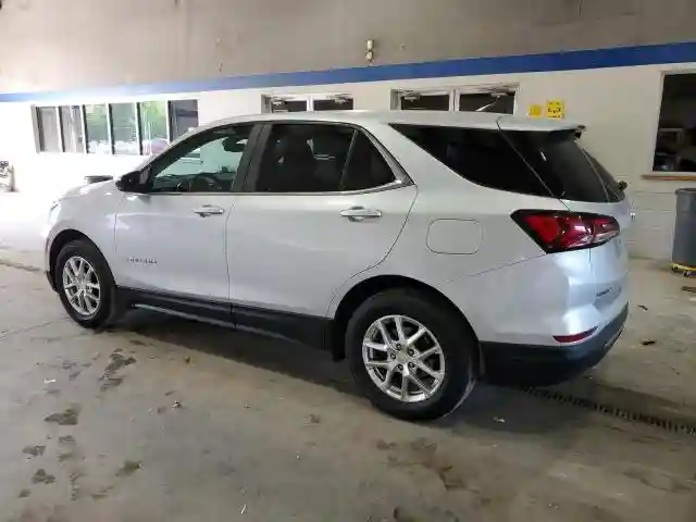 2GNAXTEV6N6135589 2022 CHEVROLET EQUINOX-1