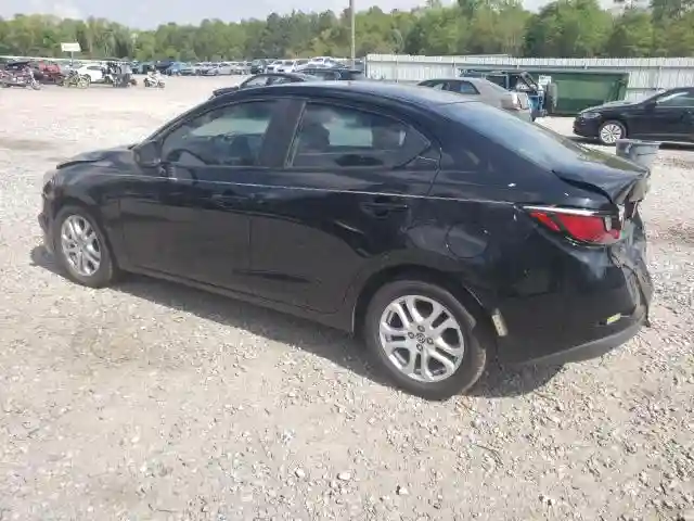 3MYDLBZV2GY101674 2016 TOYOTA SCION-1