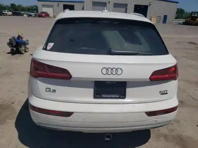 WA1BNAFY8J2232648 2018 AUDI Q5-5