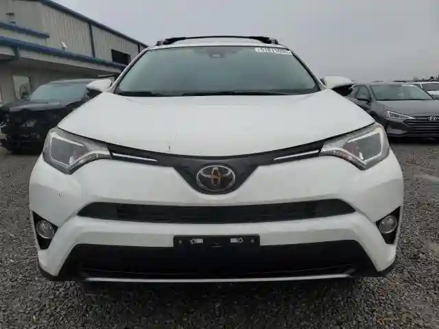 JTMWFREV3JJ746262 2018 TOYOTA RAV4-4