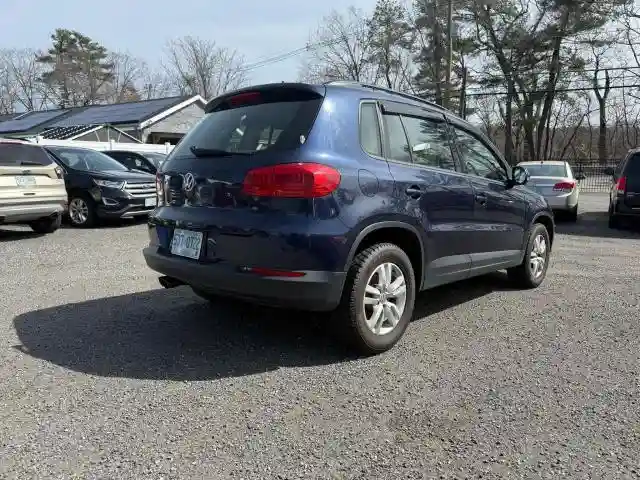 WVGBV7AX1GW001756 2016 VOLKSWAGEN TIGUAN-3