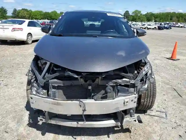 NMTKHMBXXJR046516 2018 TOYOTA C-HR-4
