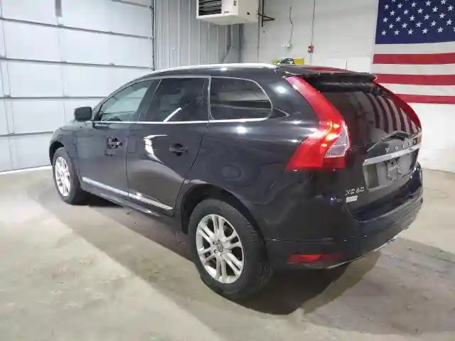 YV4612RK6G2783585 2016 VOLVO XC60-1