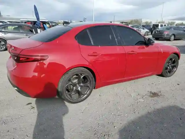 ZARFAECN5J7599455 2018 ALFA ROMEO GIULIA-2
