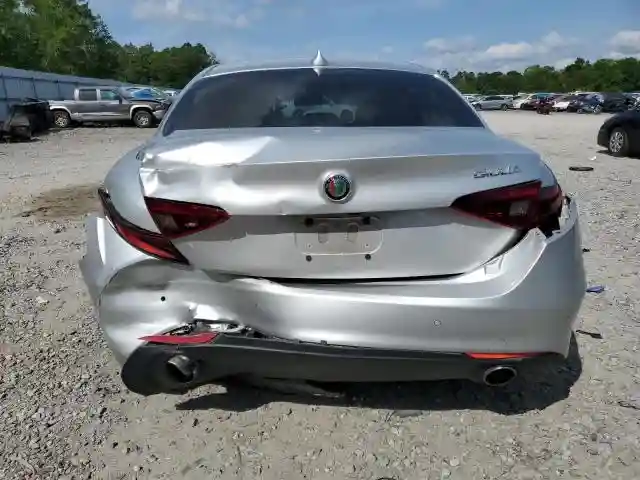ZARFAMAN9K7604090 2019 ALFA ROMEO GIULIA-5