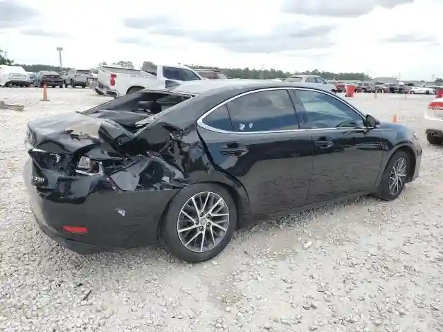 58ABK1GG3JU091789 2018 LEXUS ES350-2