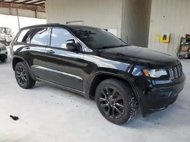 1C4RJEAG7JC481216 2018 JEEP GRAND CHEROKEE-3