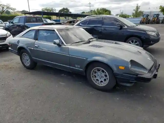 JN1CZ06S1DX700637 1983 DATSUN 280-3