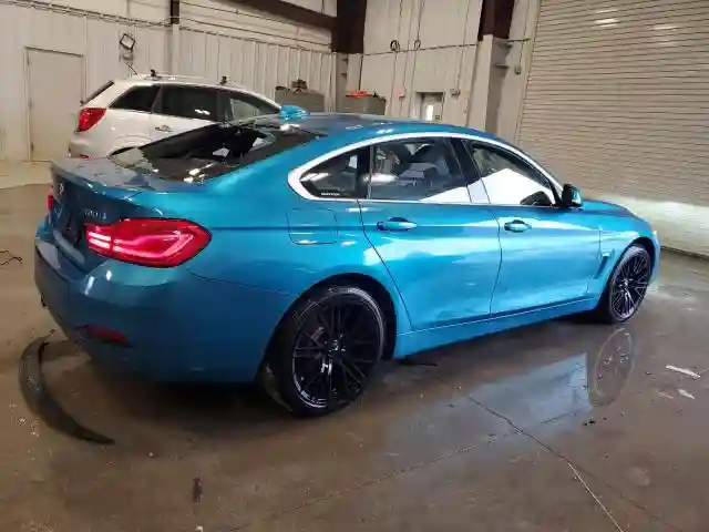 WBA4J3C55JBG91250 2018 BMW 4 SERIES-2