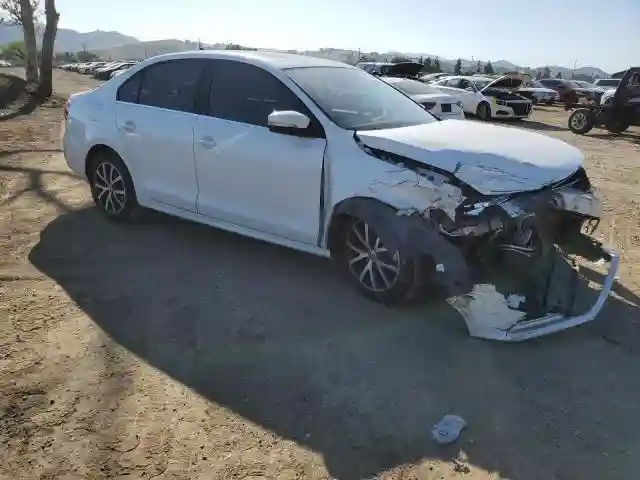 3VWB67AJ0HM312252 2017 VOLKSWAGEN JETTA-3