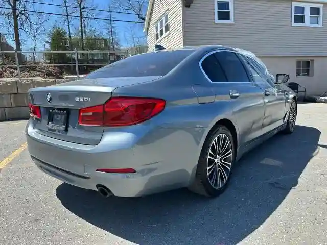 WBAJA7C32HG905341 2017 BMW 5 SERIES-2