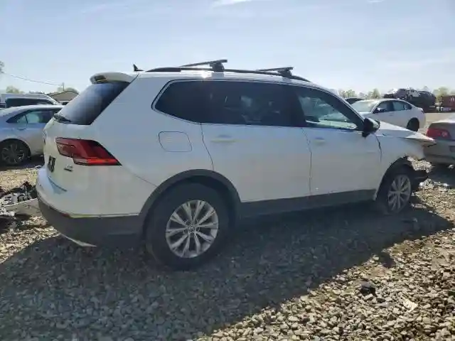 3VV2B7AX2JM026803 2018 VOLKSWAGEN TIGUAN-2