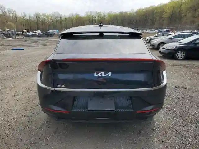 KNDC3DLC8R5211562 2024 KIA EV6 LIGHT-5