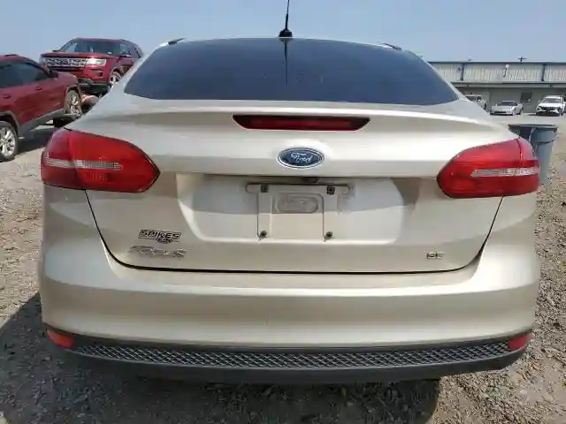 1FADP3F24JL321911 2018 FORD FOCUS-5