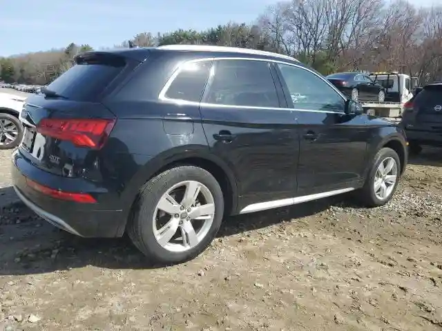 WA1BNAFY6J2033808 2018 AUDI Q5-2