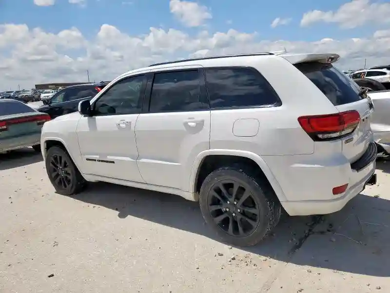 1C4RJEAG3HC890436 2017 JEEP GRAND CHEROKEE-1