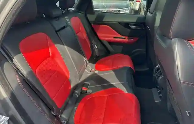 SADCL2FN8JA259869 2018 JAGUAR F-PACE-5