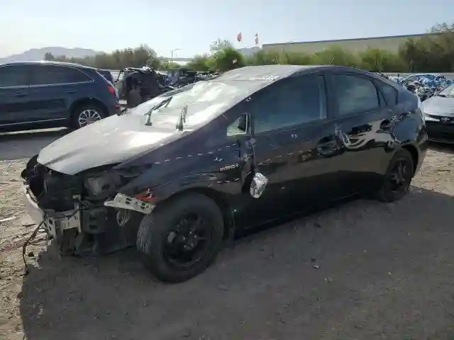 JTDKN3DU0F0434713 2015 TOYOTA PRIUS-0