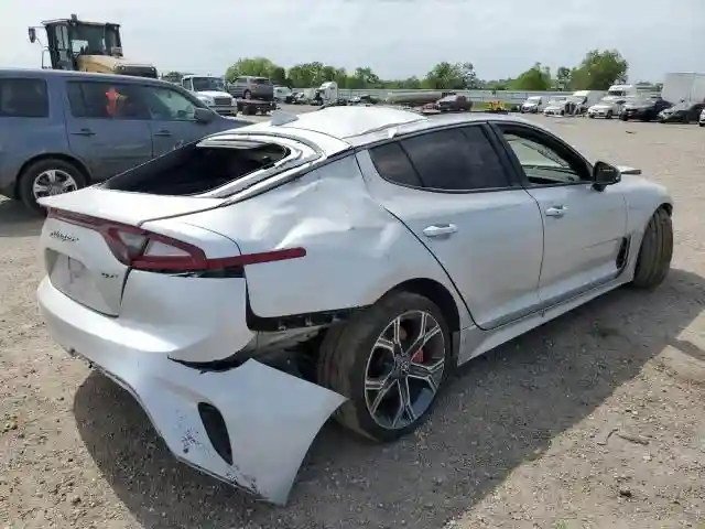 KNAE45LC8J6026919 2018 KIA STINGER-2