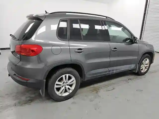 WVGBV7AX8GW006260 2016 VOLKSWAGEN TIGUAN-2