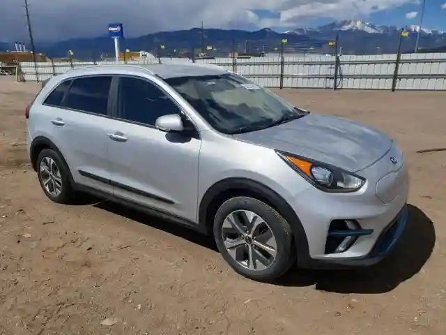 KNDCC3LG9K5024124 2019 KIA NIRO-3