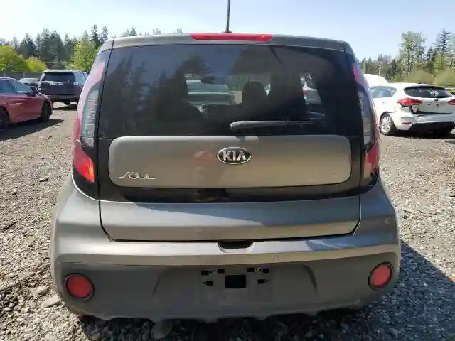 KNDJN2A26J7544352 2018 KIA SOUL-5