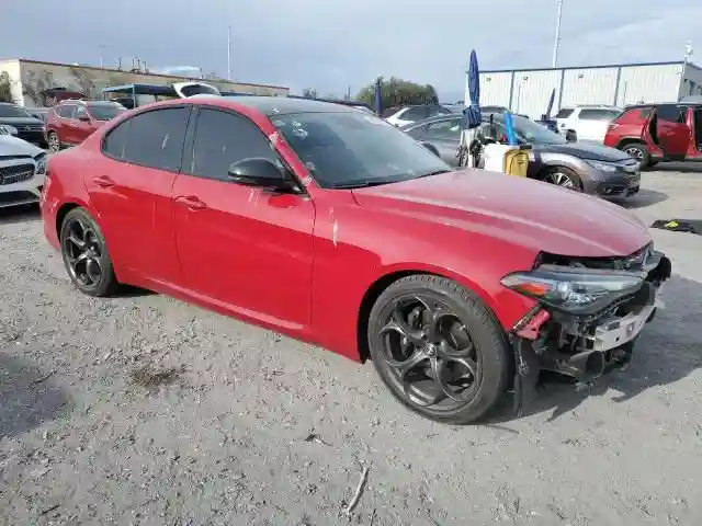 ZARFAECN5J7599455 2018 ALFA ROMEO GIULIA-3