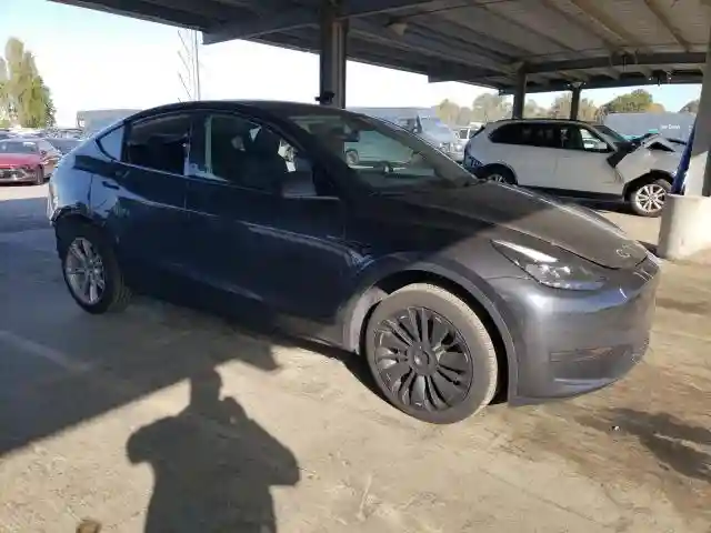 7SAYGDED0RF084257 2024 TESLA MODEL Y-3