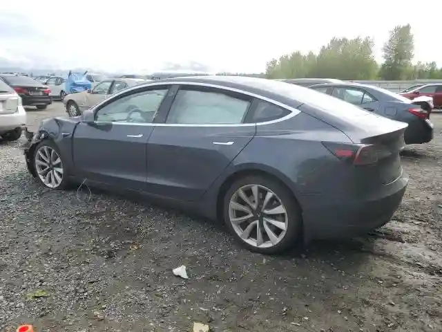 5YJ3E1EB2JF068866 2018 TESLA MODEL 3-1