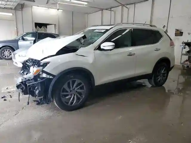 5N1AT2MV8GC749131 2016 NISSAN ROGUE-0