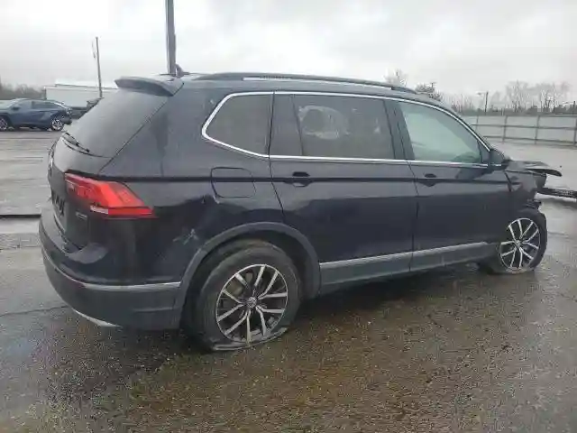 3VV2B7AX5MM058164 2021 VOLKSWAGEN TIGUAN-2