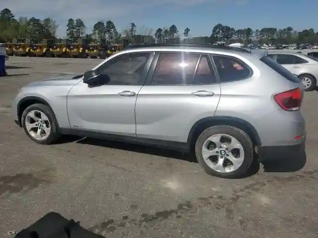 WBAVM1C59FV498330 2015 BMW X1-1