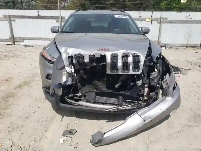 1C4PJLCB5GW256619 2016 JEEP GRAND CHEROKEE-4
