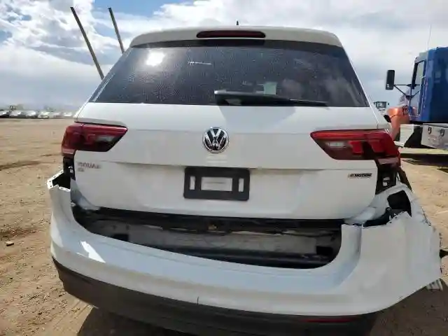 3VV2B7AX4KM142909 2019 VOLKSWAGEN TIGUAN-5