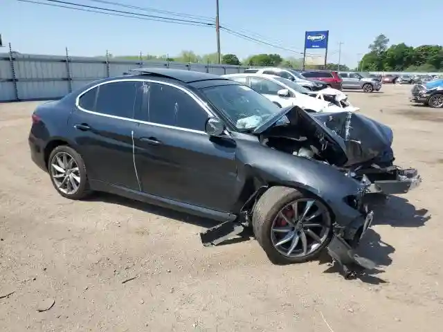 ZARFAEEN7H7548806 2017 ALFA ROMEO GIULIA-3