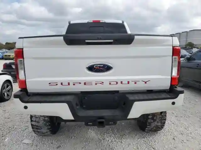 1FT7W2BT6JEB95882 2018 FORD F250-5