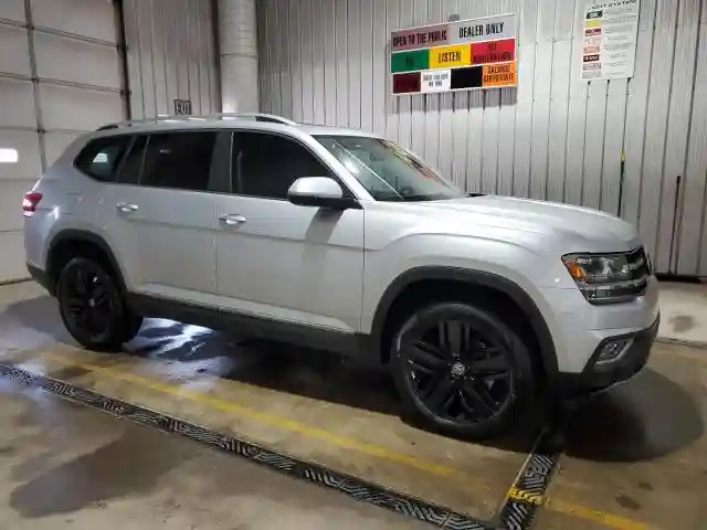 1V2MR2CA8JC575016 2018 VOLKSWAGEN ATLAS-3