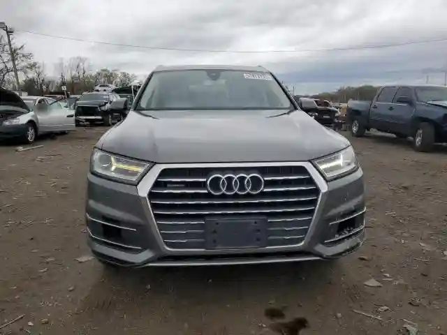 WA1LAAF75HD013961 2017 AUDI Q7-4