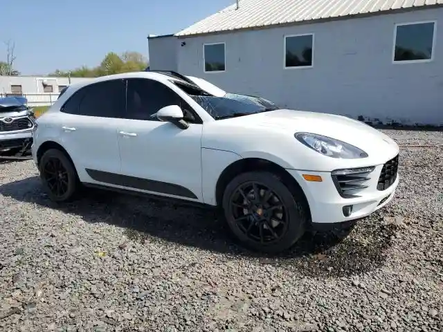 WP1AB2A50HLB18420 2017 PORSCHE MACAN-3