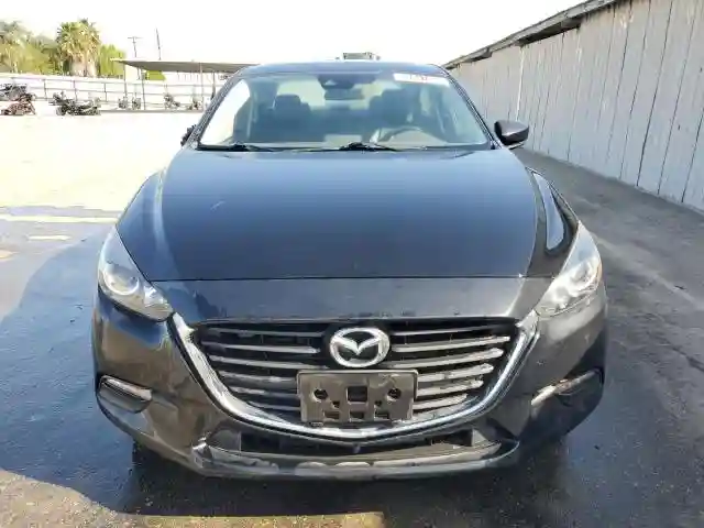 3MZBN1V38JM245479 2018 MAZDA 3-4