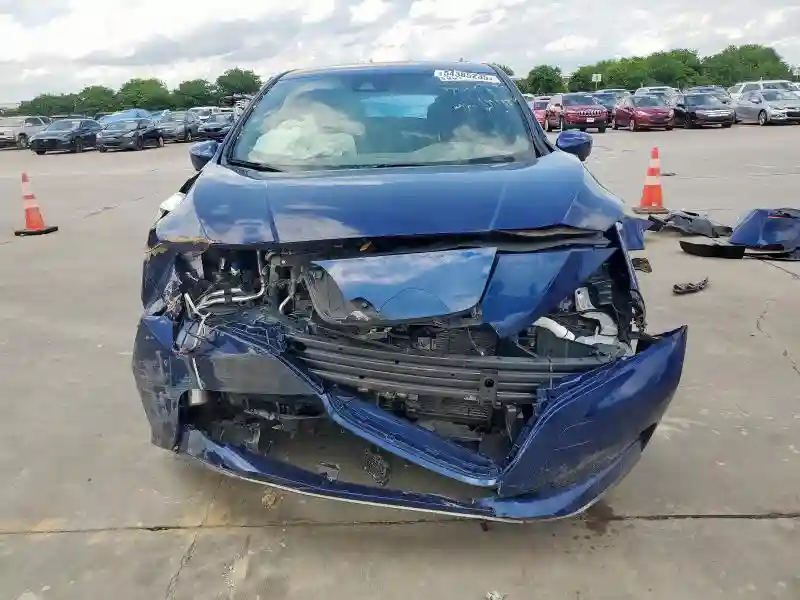 1N4CZ1CV8SC561070 2025 NISSAN LEAF-4