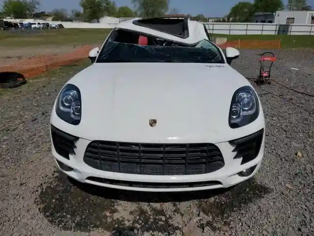 WP1AB2A50HLB18420 2017 PORSCHE MACAN-4