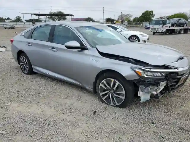 1HGCV3F52KA016265 2019 HONDA ACCORD-3