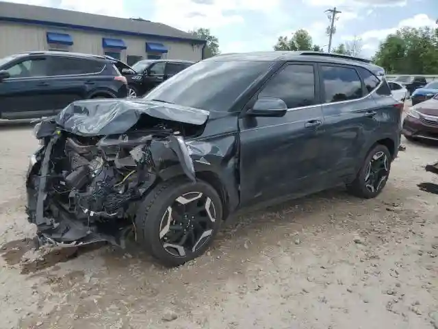 KNDETCA75R7493995 2024 KIA SELTOS-0