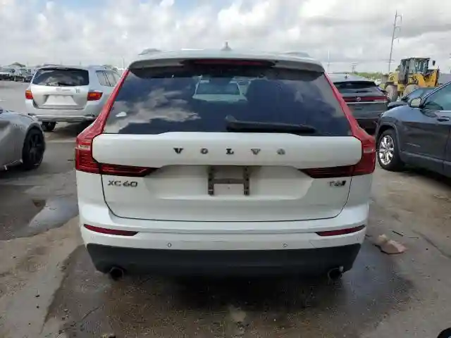 YV4A22RK7J1044617 2018 VOLVO XC60-5