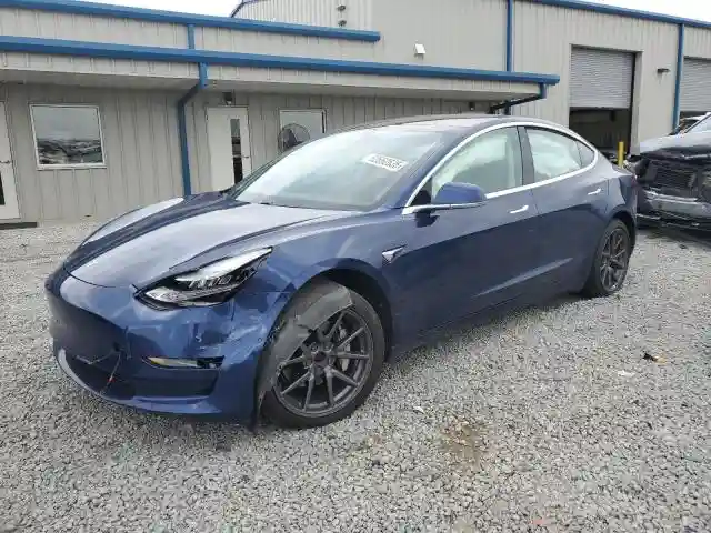 5YJ3E1EB2JF094447 2018 TESLA MODEL 3-0