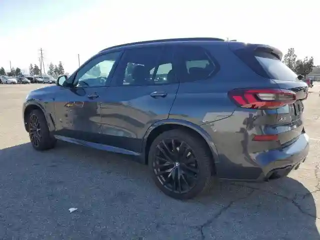 5UXCR6C05N9L11250 2022 BMW X5-1