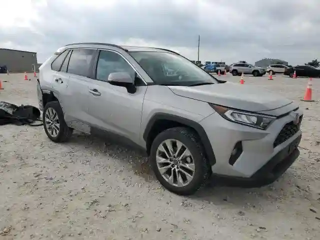 2T3C1RFV9LW101605 2020 TOYOTA RAV4-3