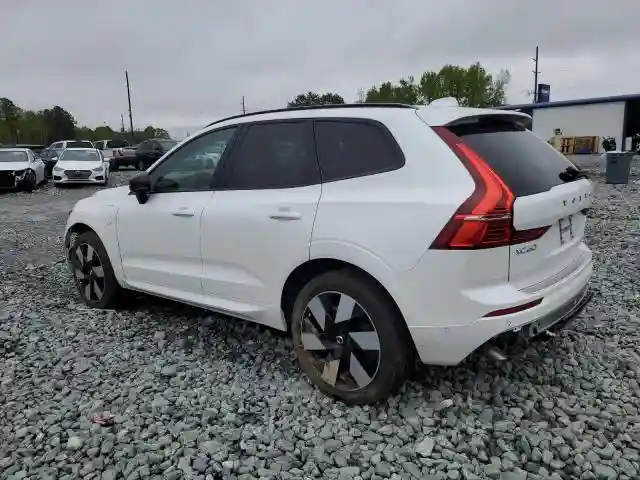 YV4H60RM8S1054504 2025 VOLVO XC60 ULTRA-1
