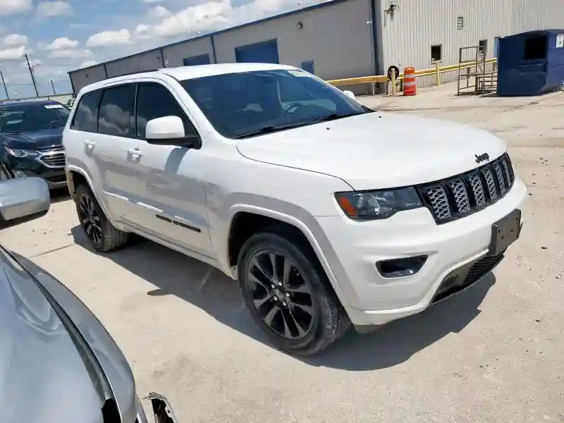 1C4RJEAG3HC890436 2017 JEEP GRAND CHEROKEE-3